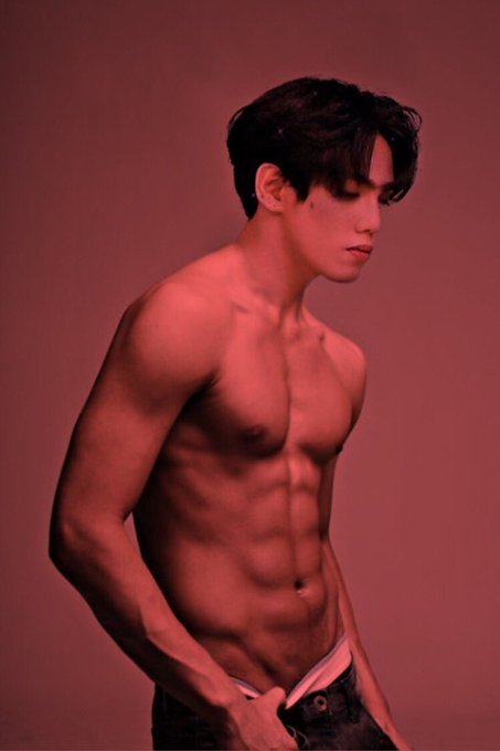 Stell in bathrove (totally unrelated but gahd this edit is so hot!!! credits to the owner)REQUEST  @SB19Official  @MTV  #FridayLivestream SB19 RTDay #SB19BillboardLFTop1