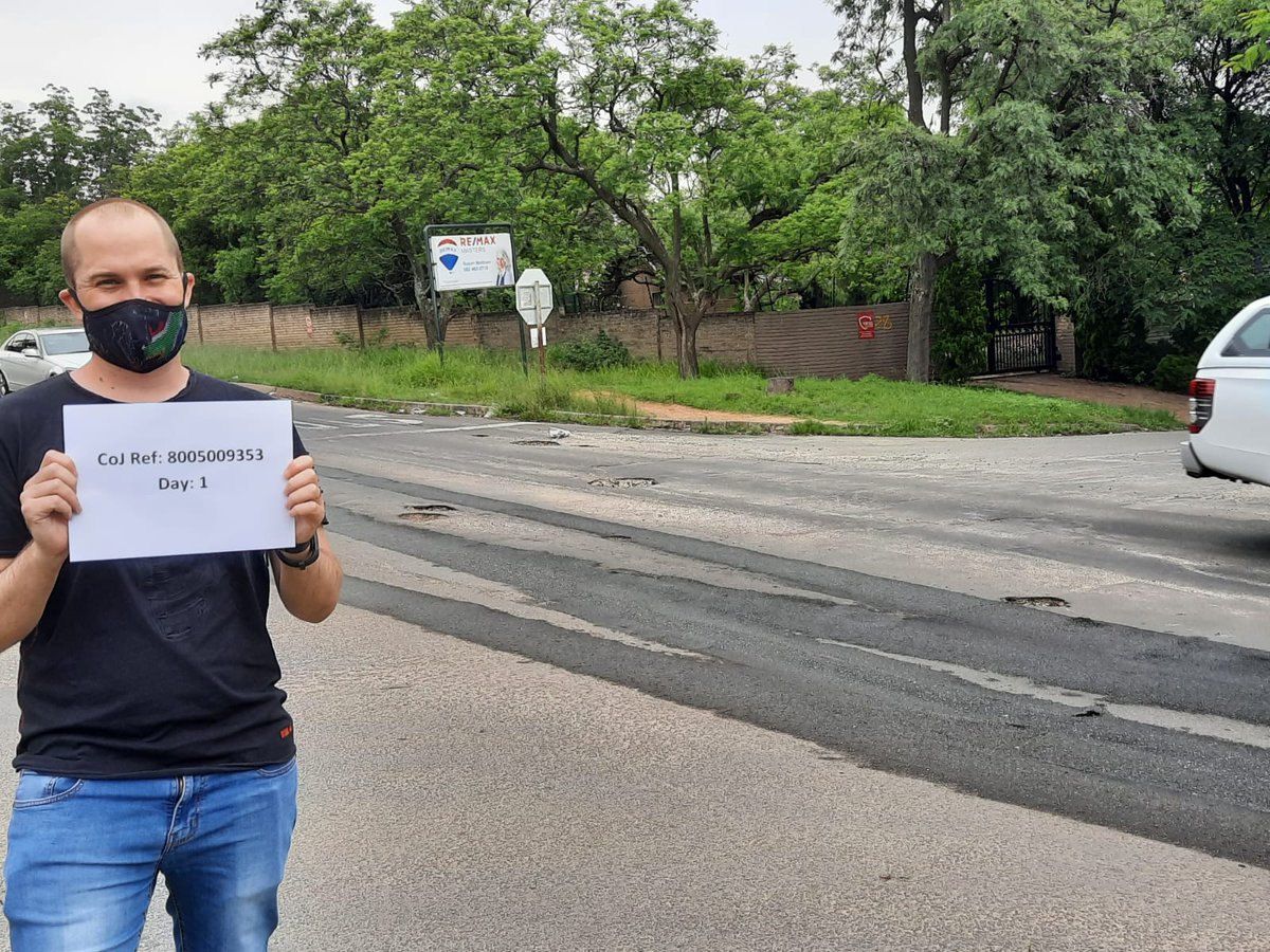 SteveMooreSA's tweet photo. Hi @MyJRA and @CityofJoburgZA!

These potholes have been here for a few weeks so I thought I'd see if we could get them fixed.

CoJ Ref: 8005009353
Reported: 17 Dec 2020.

There are 11 potholes in the busy intersection (more each week!)

Hope we can get them fixed soon!

Thanks https://t.co/5Sp60ROz6x