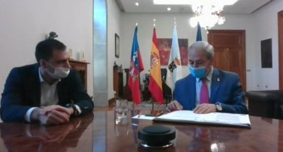 El @mincoturgob y la <a href="/depulugo/">Deputación de Lugo</a> han firmado tres tres convenios para la formación de profesionales, el apoyo a Pymes y el impulso al empleo en Lugo.

💰 El presupuesto supera los 4 millones de euros y beneficiará a más de 1.600 personas.