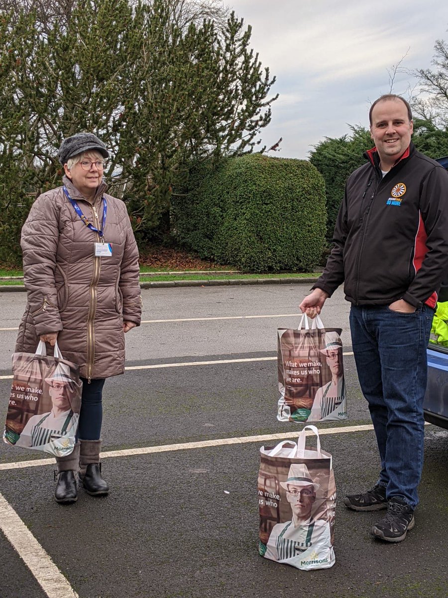 Penistone RT (@penistonert1094) on Twitter photo It isn't just Santa that's getting out and about spreading Christmas cheer! Every year, we donate 35 hampers to the most vulnerable in our community with the help of <a href="/AgeUkBarnsley/">Age UK Training</a>. We donate ยฃ950 to the cause, and our member John made the trip to hand over the hampers last week. It isn't just Santa that's getting out and about spreading Christmas cheer! Every year, we donate 35 hampers to the most vulnerable in our community with the help of <a href="/AgeUkBarnsley/">Age UK Training</a>. We donate ยฃ950 to the cause, and our member John made the trip to hand over the hampers last week.