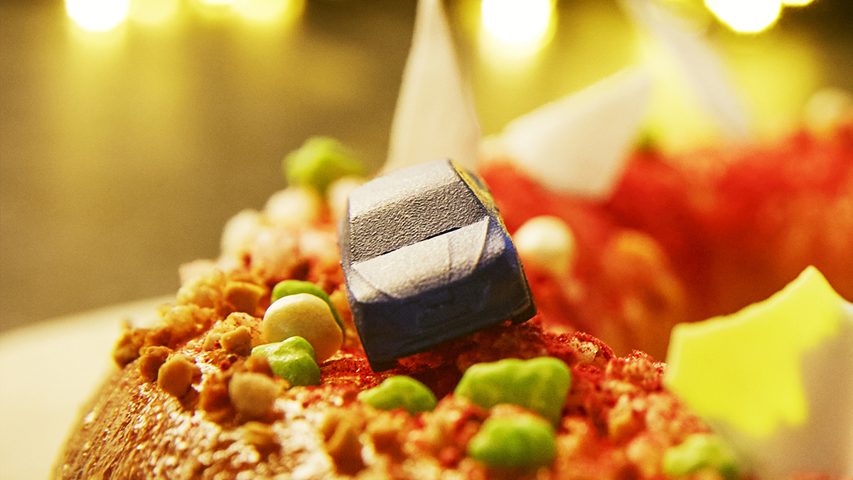 Consigue tu e-roscón: el primer roscón de Reyes sin haba y lleno solo de buenas noticias y gana 15 días en un Audi e-tronSportback, el nuevo patinete eléctrico de Audi o una miniatura coleccionable de Audi e-roscón.es #MenosHabasMásIlusión #Audieroscón #etronSportback