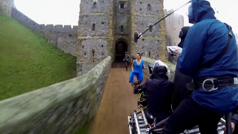For anyone watching the first #WonderWoman ahead of #WonderWoman1984 look out for the appearance of Sussex's @ArundelCastle #SussexLocations #SussexonFilm