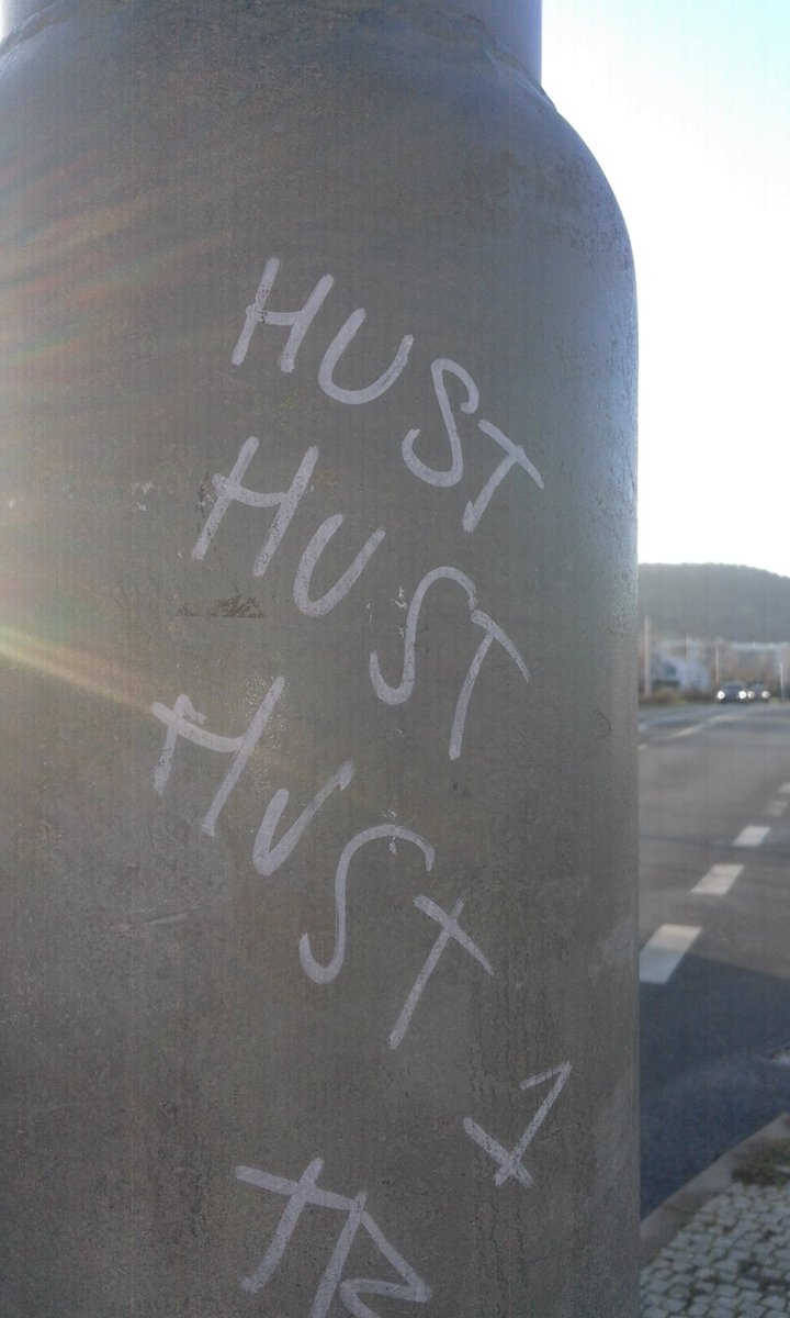 Moepern's tweet photo. Tag 18
#twadventskalender #randomGraffiti https://t.co/D2ETMhN0yh