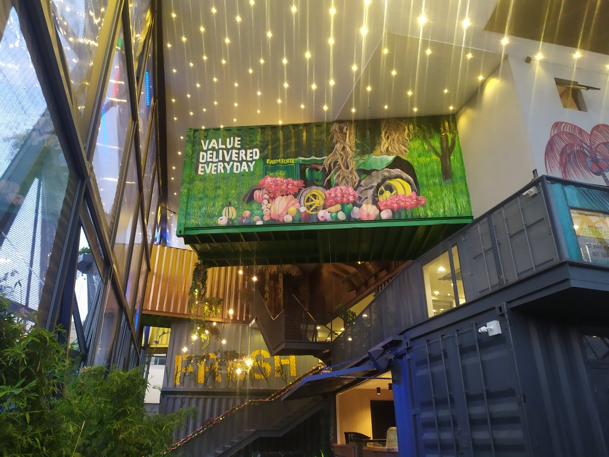 David_Inkheart's tweet photo. Took magic and tears to supervise this. 

FRESHFORTE is a café, store, restaurant and lounge on Admiralty way, Lekki. 

Architectural design: Studio Elementals
Builder: Adisa Design Studio
Interior designer: SEA Consulting

#Freshforte #cargotecture #containerdesign #architect https://t.co/MWHTM2NAa3