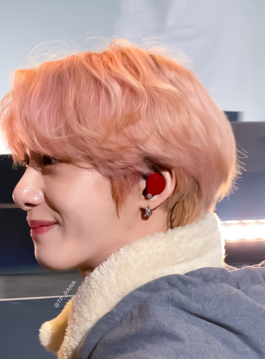 how chae Hyungwon looks in real life - a thread