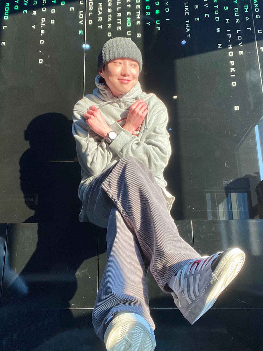 official_yoon_ tweet media