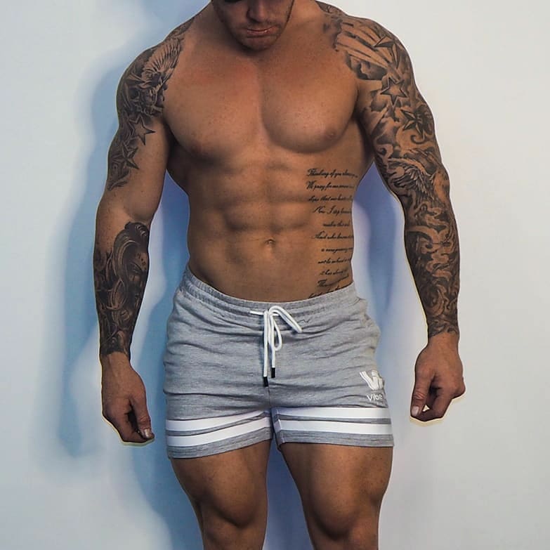 Droppboxuk's tweet photo. Do you even lift? No? then grab some gear from @vibe_tribe_apparel  and get pumping some iron! 💪💪🏋‍♂️

#gym #gymlife #clothingbrand #liftheavy #squats  #putanothershrimponthebarbie #hypebeast #flex #bodypositivity #gymgirl #gymgear
https://t.co/6L7juR5LwK https://t.co/iJgQW6QLGg
