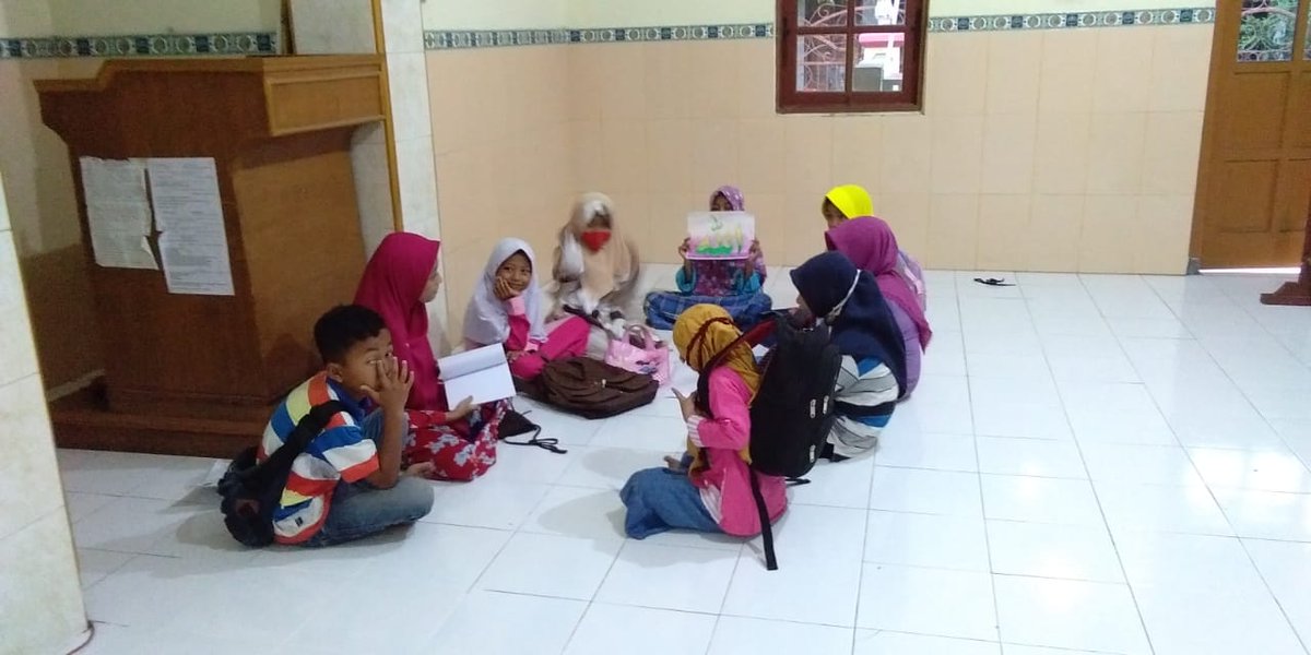 Kegiatan mengajar dari rumah sangat membantu siswa untuk tetap belajar di masa pamdemi covid-19 ini... #diktimengajardarirumah #diktidutaedukasiperubahanperilaku