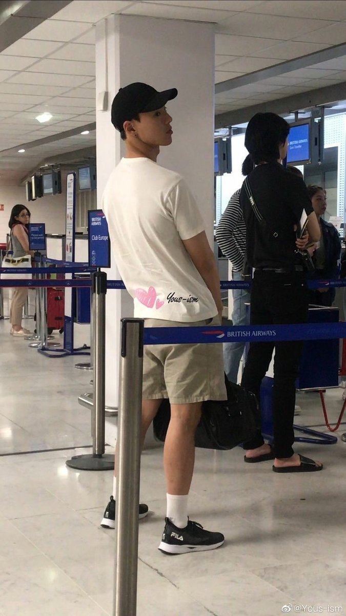 How son hyunwoo looks in real life - a devastating thread