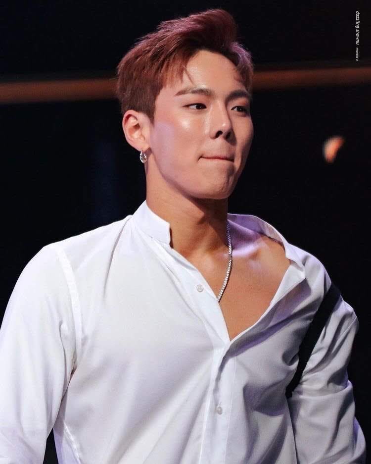 How son hyunwoo looks in real life - a devastating thread