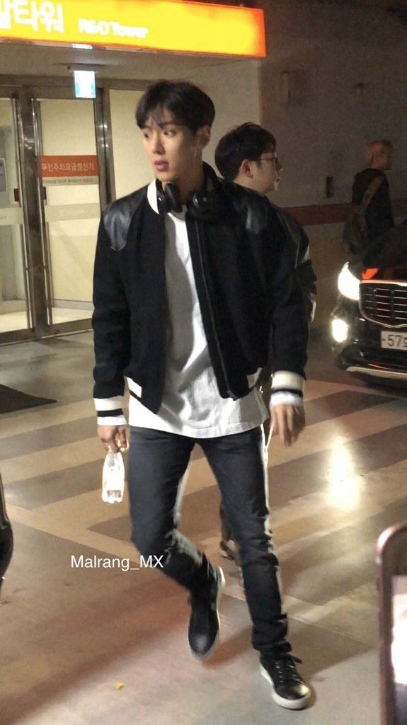 How son hyunwoo looks in real life - a devastating thread