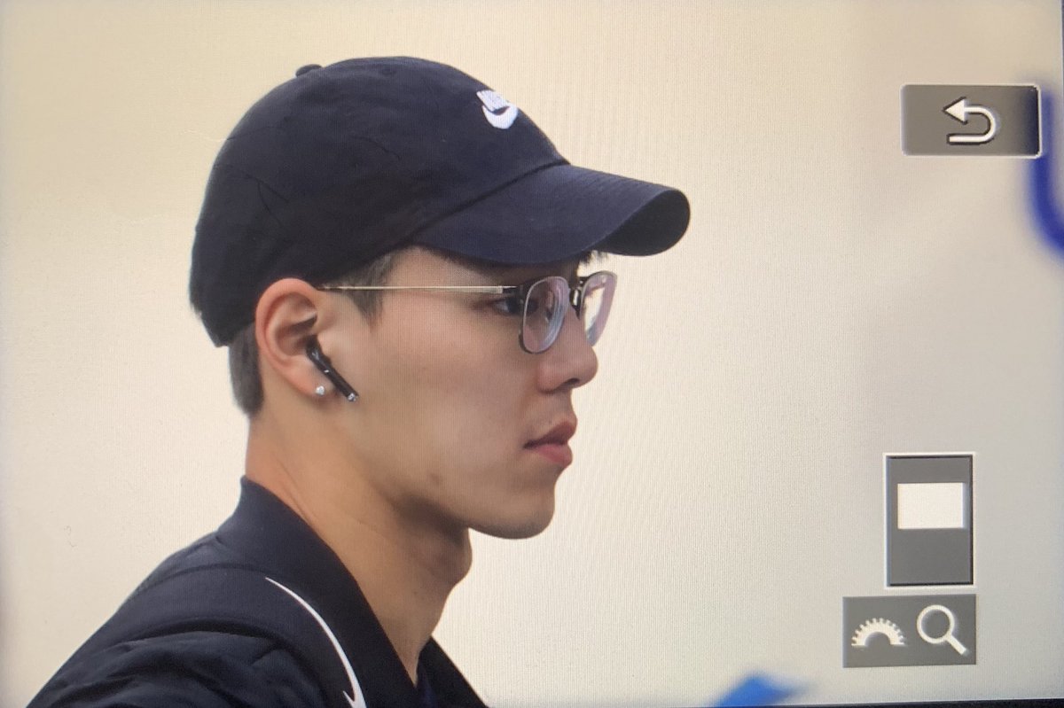 How son hyunwoo looks in real life - a devastating thread