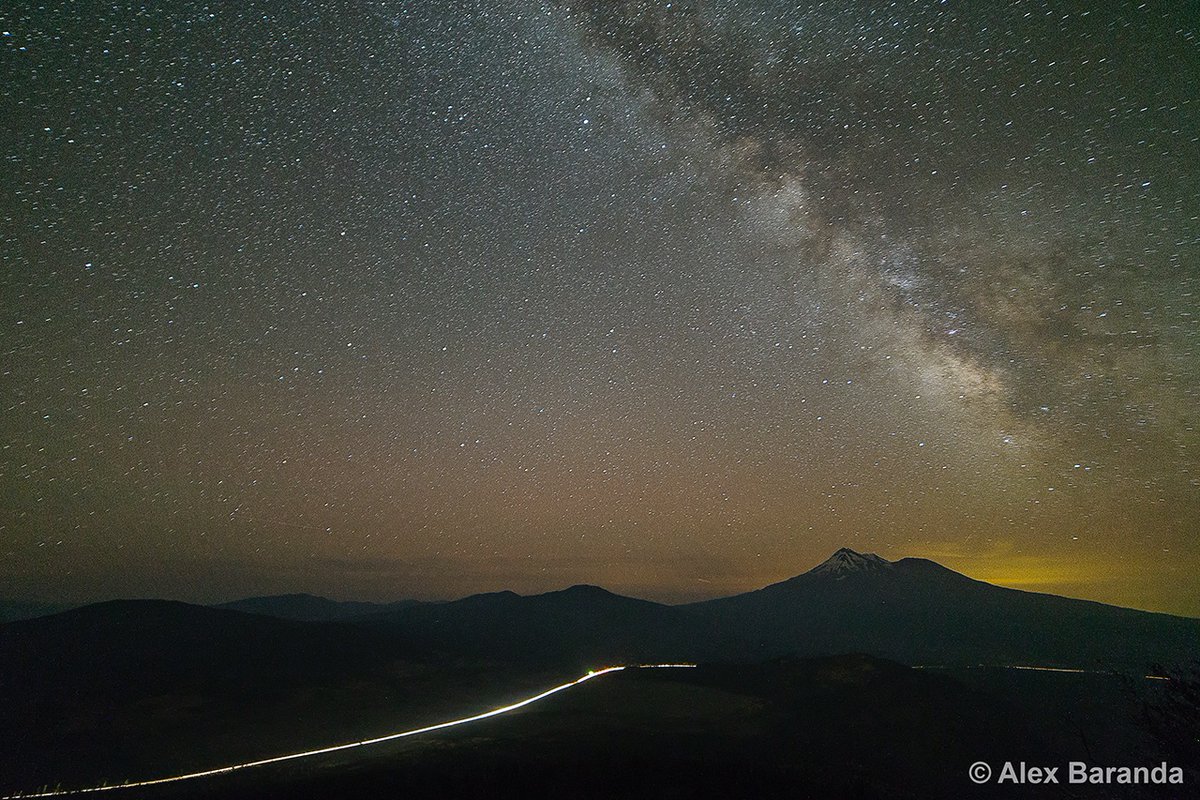 mysoliloquypoet's tweet photo. Like a thief in the night, you stole my heart / I fell under your spell right from the start https://t.co/6848XLpnq8 #sonnet #mysoliloquy #poetry #poem #thief #milkyway #mountshasta #california #poetsociety #poetsoftwitter #poetrysociety #poetrycommunity #poetryoftwitter https://t.co/E8es8JZiwv