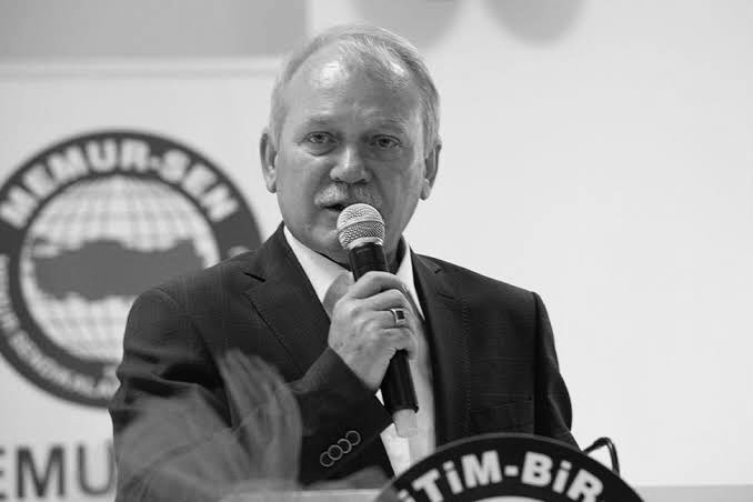 Biz senden razıydık Başkanım,
Rabbim de razı olsun.
Rahmeti ile muamele etsin.Makamın  âli, mekanın cennet olsun.

Mithat Sevin başkanımızın vefatı dolayısıyla acımızı paylaşan,taziyelerini ileten dostlarımıza,”Hatim Okumaları” yapan teşkilatımıza ayrı ayrı teşekkür ediyorum.