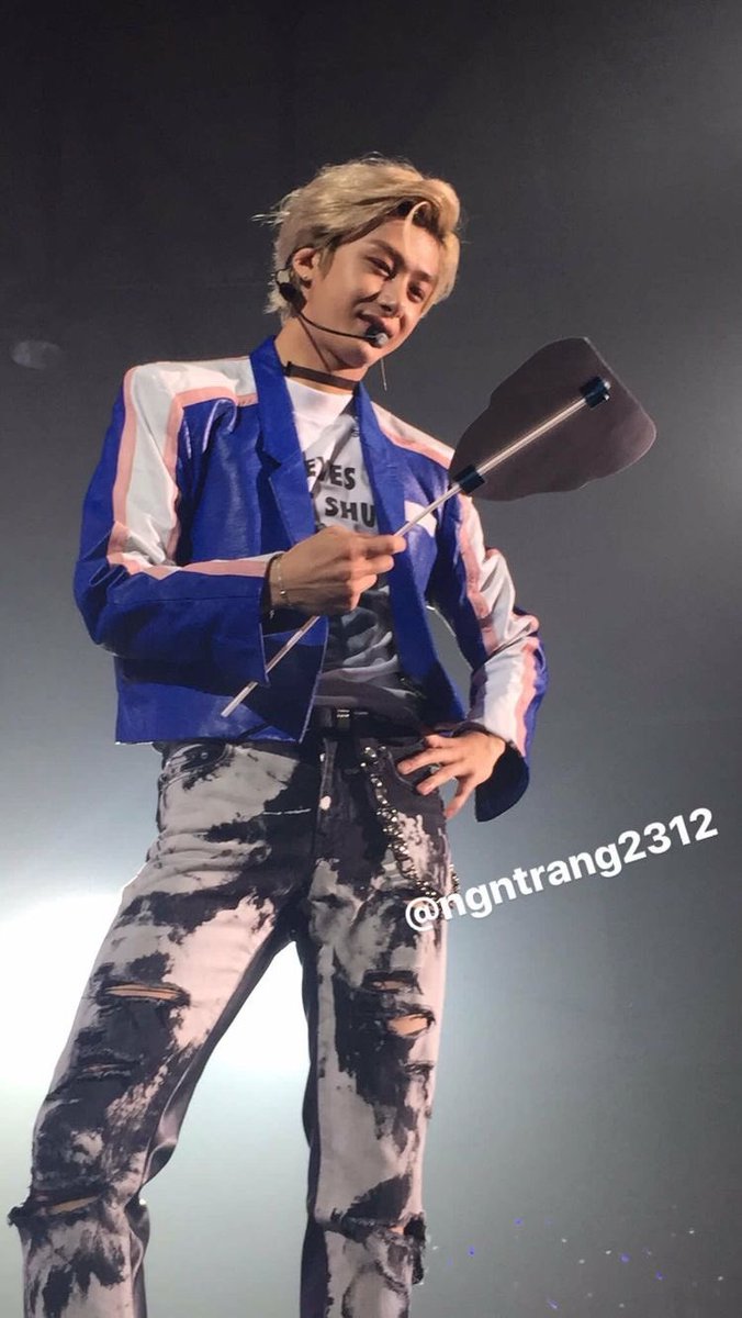 how chae Hyungwon looks in real life - a thread