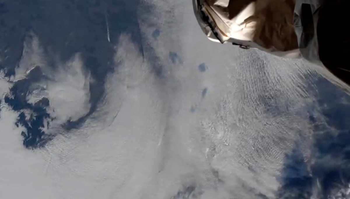marekjuskiewicz's tweet photo. Ale gratka! Polska z kamery #ISS Space Station live z @iss_tracker_pl. Jeśli opóźnienie transmisji nie jest zbyt duże to powinno być zdjęcie gdzieś znad Kielc. #GoddDay from #Spacestation. A za parę minut... #Australia
@MeteoprognozaPL @MeteoGrodziec @Citybreaker_ @czarnecky_bart https://t.co/yRDmR5jgm8