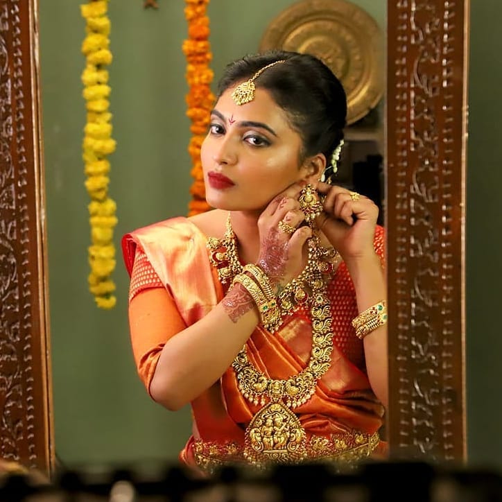 DhethadiHarika's tweet photo. Love Love Love❤❤
Give her more & more💃
Please #VoteForHarika🗳
#LetsDoThisFam💪
#queenoftasks #ladybiggboss
#Harika https://t.co/oaz5e8EjVT