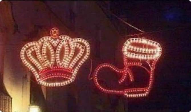 martanomada's tweet photo. Pues a mí esta decoración navideña me agrada. Es... https://t.co/jJi1mOvAXV