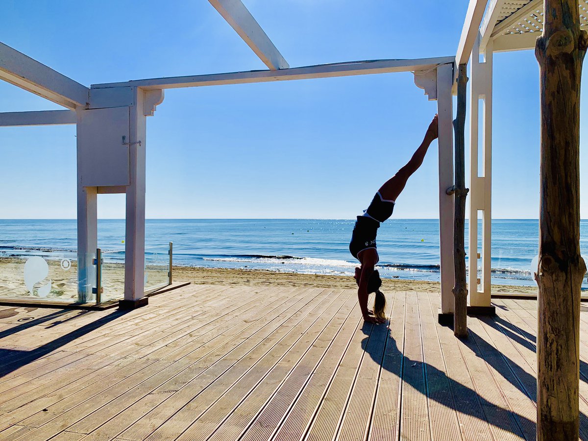 danielaGcom's tweet image. #takemebacktorobinson #missingsun ♥