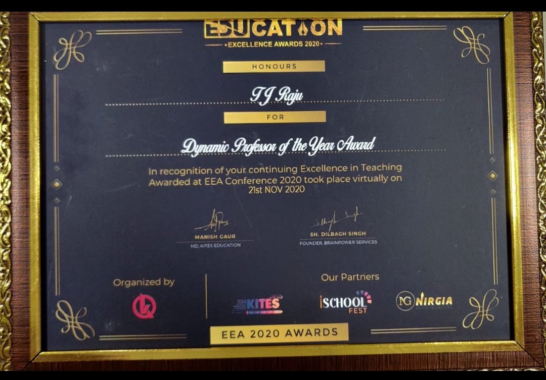 rathinamgroups's tweet photo. Congratulations to our @rathinamgroups family Asst Professor @josephjoe12 Raju sir | Visual Communication Department for Pursuing Excellence Awards 2020 for Dynamic Proffesor at EEA Conference | November 2020

 Great Going Sir 🤝🎈🎖️🌟

 @Manickam_reach @DrRMuralidharan https://t.co/9QgKlZ4FRx