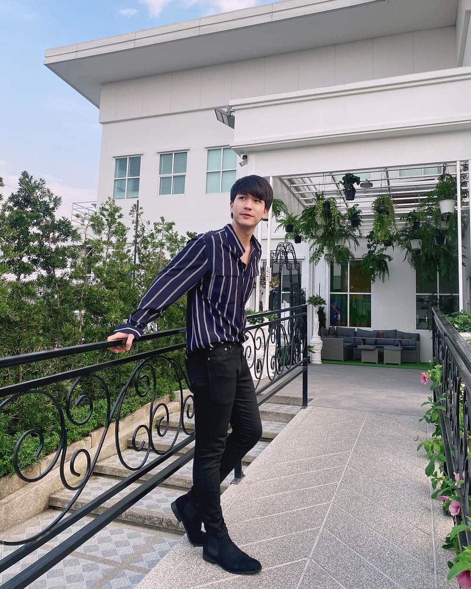DWoranartPH's tweet photo. Our handsome Peach
. 📷Cr to @WDdome

🌙 #2moons2 #2moons2ph #2moons2pharmy #โดมเจ้าลักยิ้ม #Domenation #DomeWoranartPh #ddome_w #DomeWoranart #Beam 🍑🌙 https://t.co/iJdluYrQh1