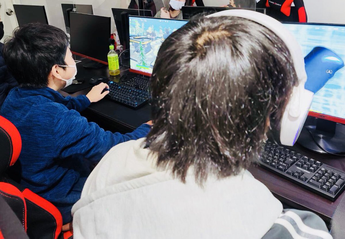 ルネ中等部 Eスポ ツ プログラミング教室 On Twitter 今日は Eスポーツ授業です スタートして約3ヶ月 マウス操作だけじゃなく タイピングも早くなってきました 中等部 新宿代々木キャンパス Eスポーツ