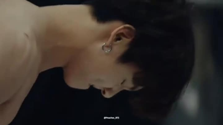 hapillyme's tweet image. #husbandchallenge
EXCUSE ME JEON JUNGKOOK SIR 🥵🔥