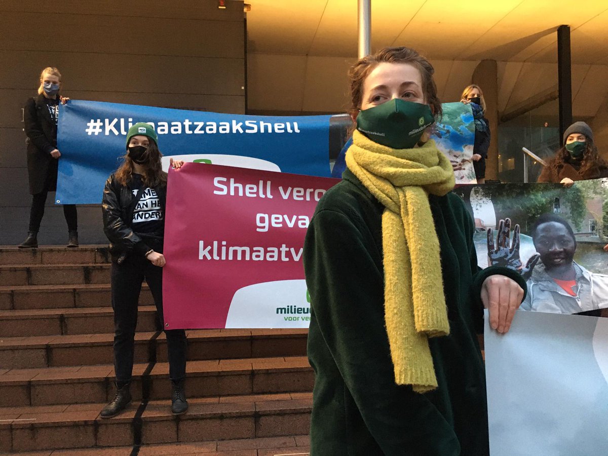 md_jong_'s tweet photo. Volg de wetenschap voor huidige en #toekomstigegeneraties. Punt 1 uit het jongeren #Klimaatmanifest. Een leefbare aarde is afhankelijk van de beslissingen die @Shell nu neemt. #Hetistijd #KlimaatzaakShell #Twitterstorm #Shellisnietgezel https://t.co/sRgPhWcVg1 https://t.co/TQzP3zA78P