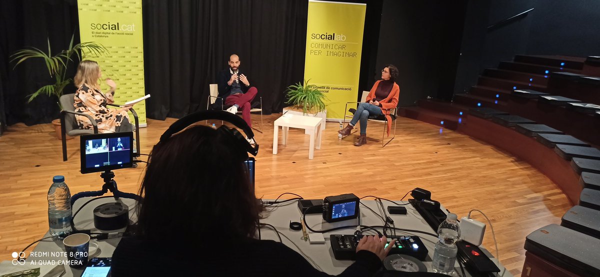 la_minimedia's tweet photo. En directe la 4a edició '#SocialLab: #ComunicarperImaginar'!
 
Amb @Liliana_ArroyoM; @RaimonPuigjaner (@R4SGroup); @laurapinyol (@auria_grup); @sindicatomanter; @cruillabcn; @_HealthWarriors i #LaLluerna!
 
📽️ En directe a https://t.co/enCALi8sLc https://t.co/sZ9XkKgNnr https://t.co/WfFg8Sevpe