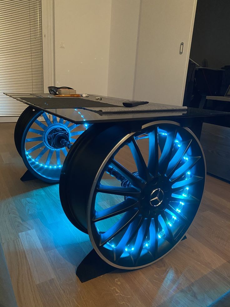 Thread of car parts reused as household items