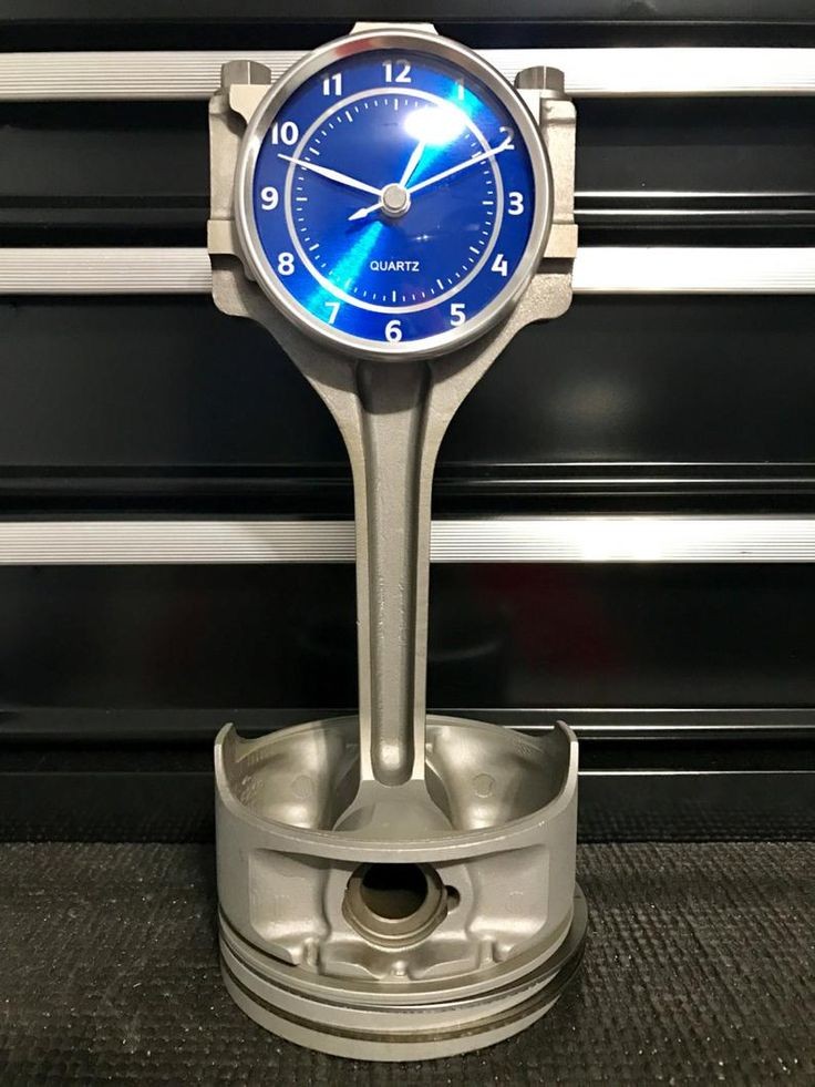 Thread of car parts reused as household items