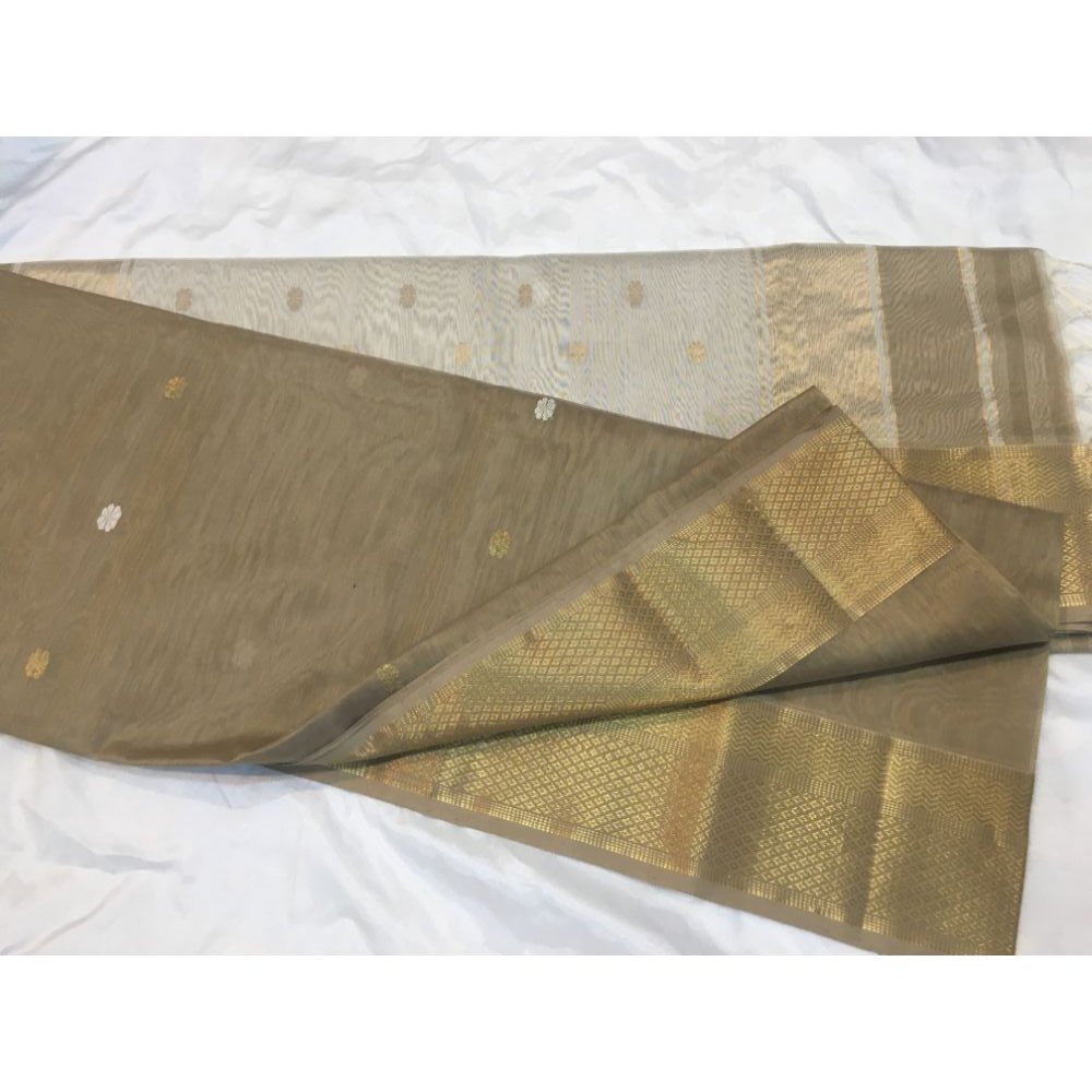 sixyardsaree's tweet photo. Pure Maheshwari Buti Saree with a combination of Blue, Maroon, Gold colors.
Reach us on 7799789085 (Call/WhatsApp).
Shop Now at https://t.co/KBLD4pQWP7
#maheshwarisaree #puresilk #silksaree #sixyardsaree #handloomsaree #handloomweaves #muiltiborder https://t.co/c1cYUUzCDw