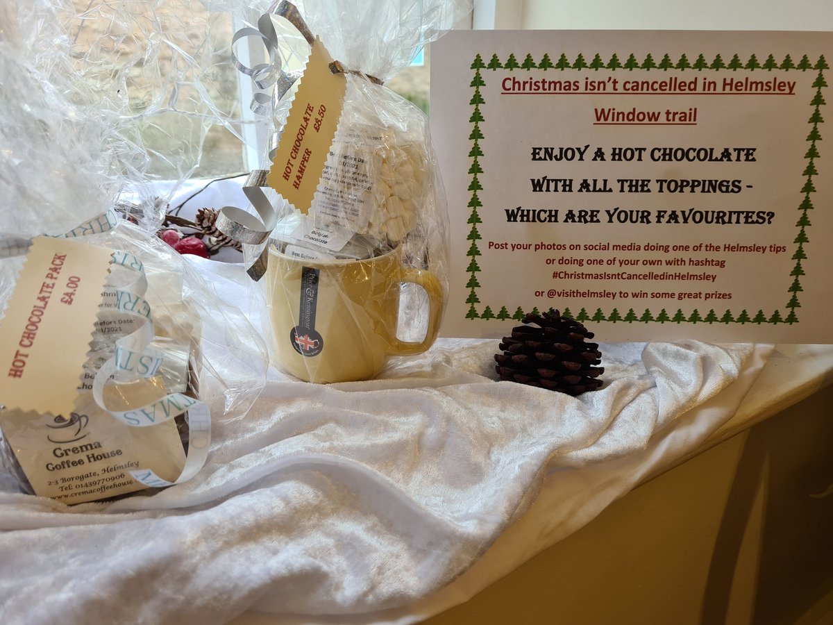 VisitHelmsley's tweet photo. #ChristmasIsntCancelledinHelmsley 🎄🎅
Day 15 of our window trail around our independent businesses in #helmsley 

Todays Top Tip: Drink hot chocolate - with all the possible extras! ☕🎂🍽 @CremaHelmsley

Don't forget to tag us in your pictures to win a Yorkshire food hamper! https://t.co/rg7zB1JiFB