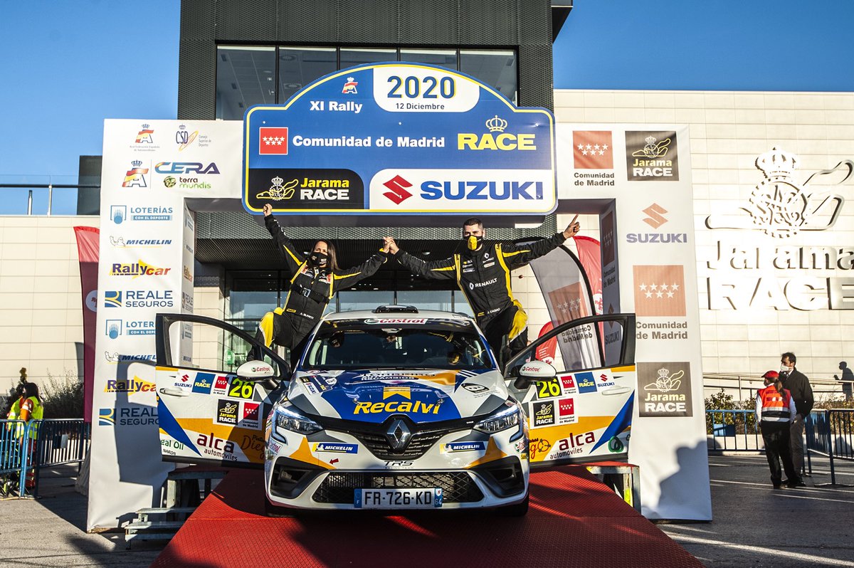 CERA_RFEdA's tweet image. Además de ganar con autoridad ✊ el #ClioTrophySpain 🏆, donde han conseguido pleno de victorias 🔝, Jorge Cagiao 🤝 Amelia Blanco y el Renault Clio Rally 5 🚙💨 del @trsracingteam 🛠 se han proclamado también campeones 🥇 del Trofeo de España de 2RM 🏆.

#CERATerraMundis 🇪🇸