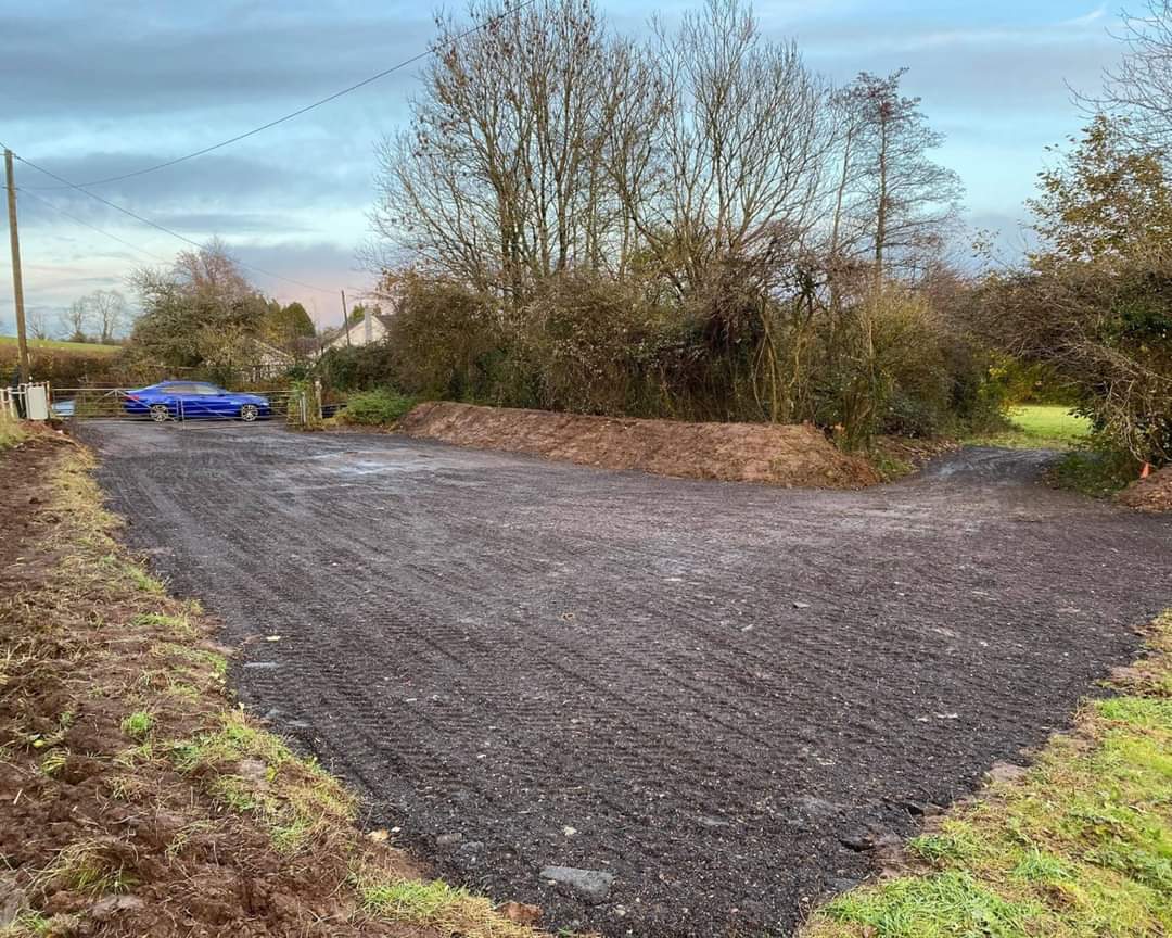 Christmas has come early for our Jubilee Campsite. 🎅

Work has started to improve access at our campsite in Peterston Super-Ely with a new car park surface, mains electricity and lighting.

Read more on our website: cardiffandvalescouts.org.uk/2020/12/jubile…