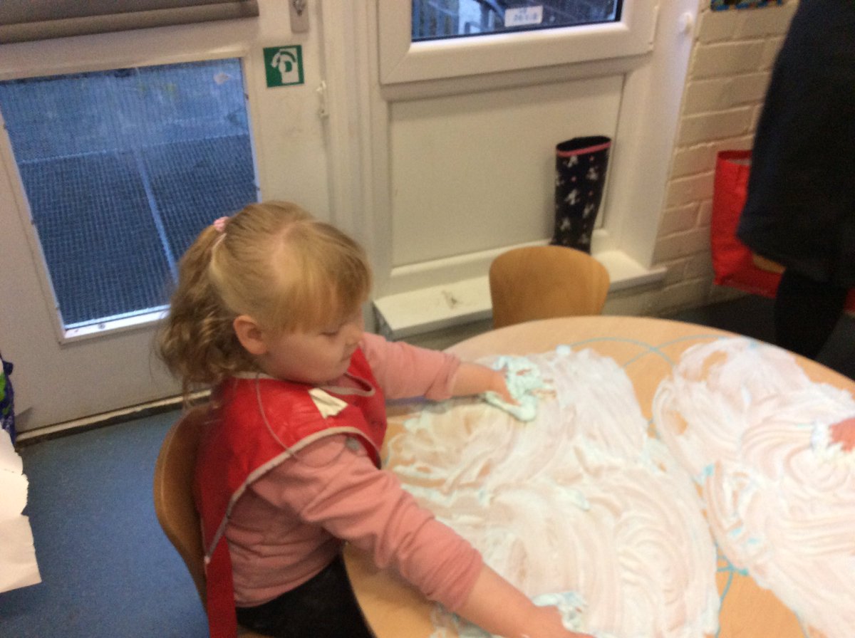 eastertounps's tweet photo. Eastertoun ELC children enjoying messy play on the last day of term
#messybutfun https://t.co/0VZ3IHi4Lr