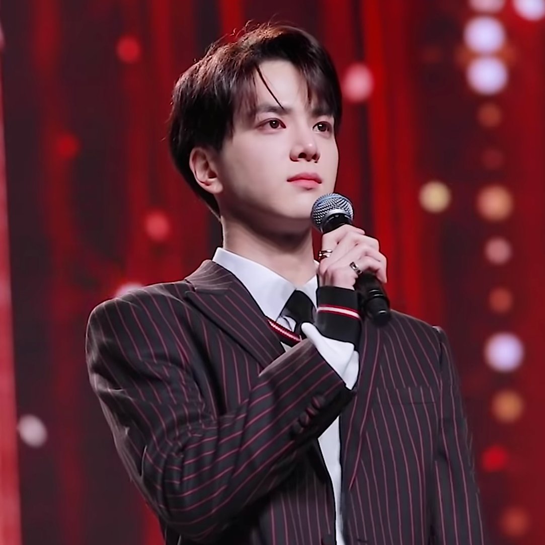 #영훈

뿌에엥 그렁그렁🥺