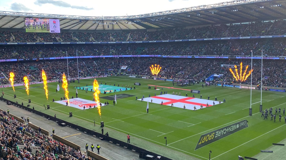 🎄<a href="/andrew_davis09/">Andrew Davis</a> is looking ahead, and is most excited for "a jam packed year of #sport with the return of live rugby, tennis and cricket, as well as the postponed #Olympics and #Euros." Which events do you want to see next year?🏉🏏

#FTIdoesfestive #bringon2021 <a href="/Twickenhamstad/">AllianzStadium</a>