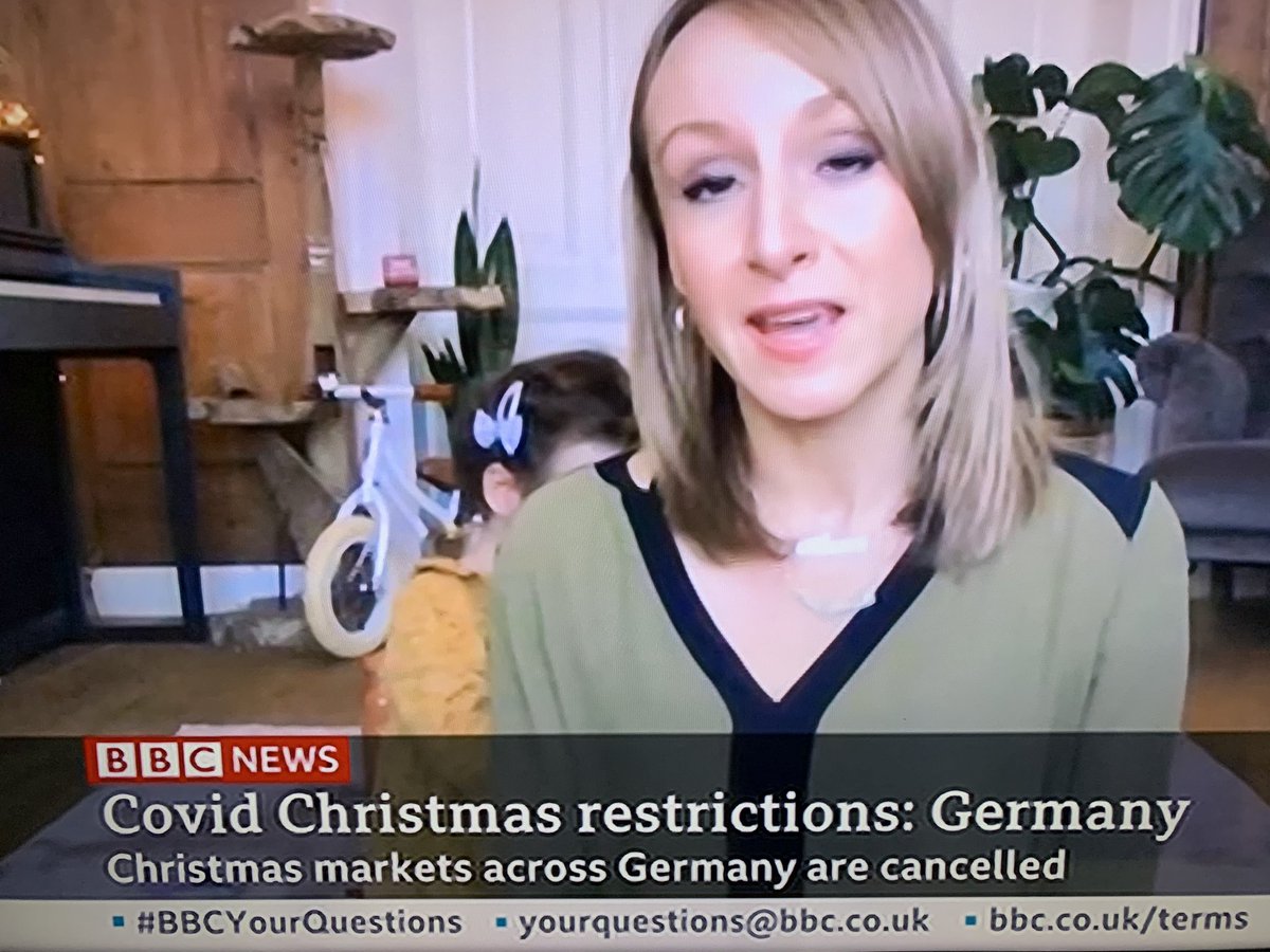 News_Features's tweet photo. Fabulous multi tasking skills from journalist @annaholligan just now on @BBCNews . 

Great report on situation in Holland and delivered while her daughter plays in the background. 

#journalism #bbc https://t.co/biaem1XDkf