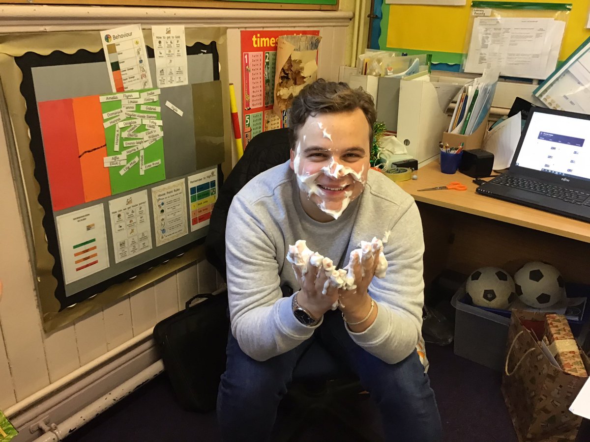 ClaphamTerrace1's tweet photo. New member of staff Mr Mason has been enjoying the Clapham spirit this festive week at school #claphamfamily #claphamfun #schoolspirit #schoolsnowman https://t.co/TpCICsruNL