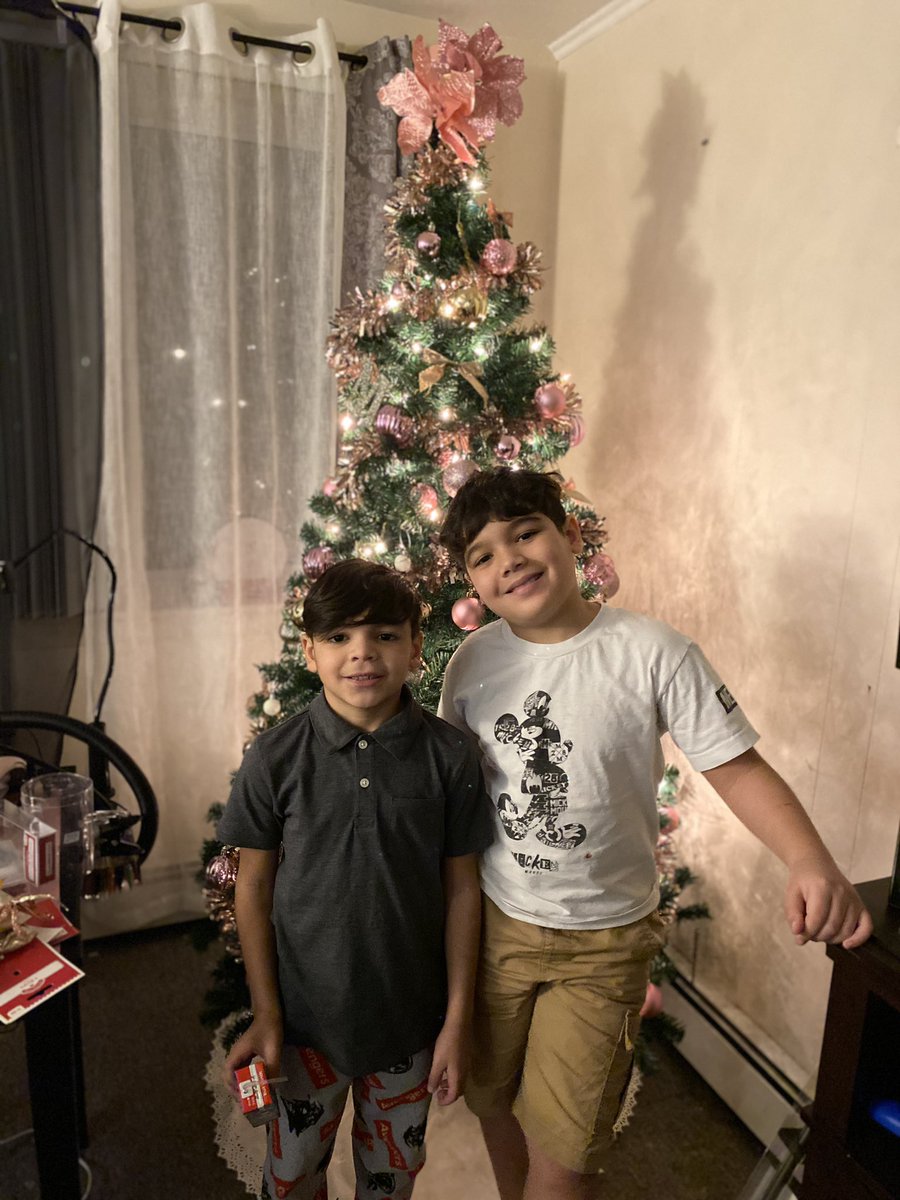 xoMeliMel's tweet image. #Boymom #pinktree #loml