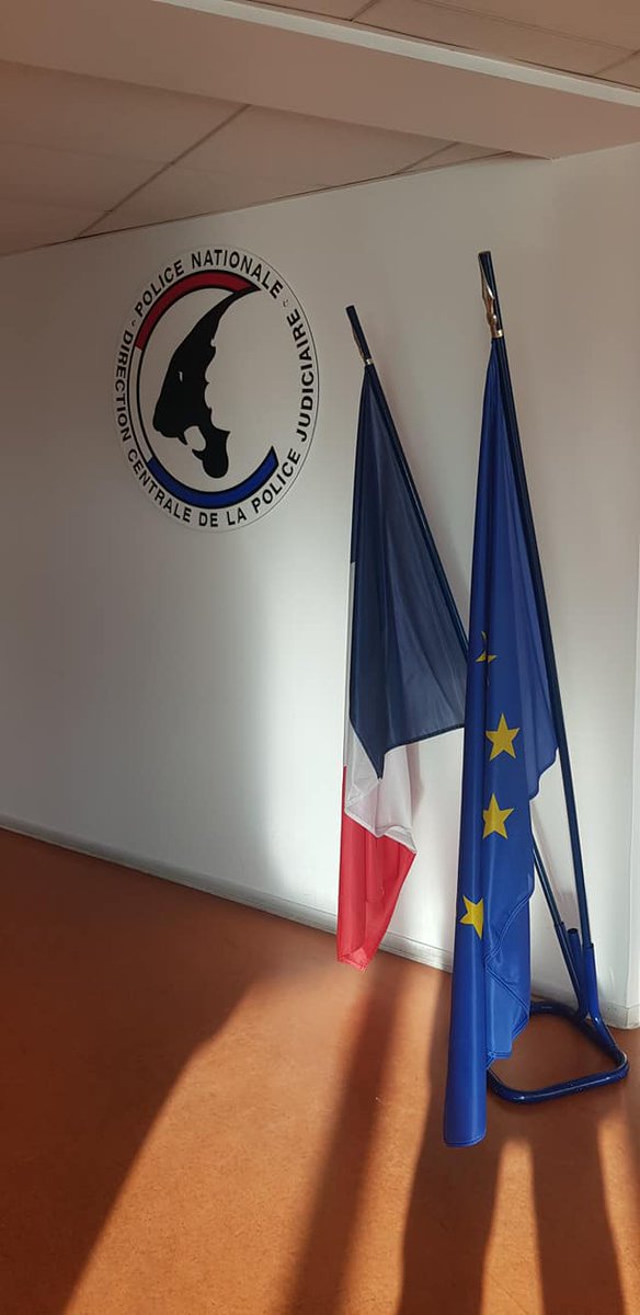 Alternative_PN's tweet image. #Strasbourg: Cérémonie de remise des🎖️DZPJ.
Juste reconnaissance de l'investissement des👮‍♀️👮PJ lors de l'attentat perpétré à Strasbourg #11décembre2018
@Alternative_PN , à l'initiative, remercie Mme la Préfète de Région, M. le DirCab et Mme la DDZPJ 
@Edvalgo 
@PoliceBas