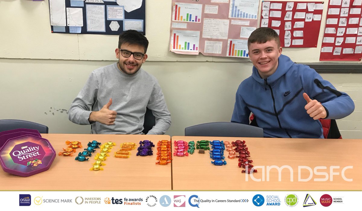 DSFCOfficial's tweet photo. TREAT TWEET: 🍬
@DSFCOfficial #MathsStudies students have discovered that if the weight of the tubs keeps decreasing year-on-year, as it has been for the last decade, there will only be one sweet in every tub by 2089!
In 70 years, the tub will be empty!
#inequalitystreet https://t.co/HouShR0bCp