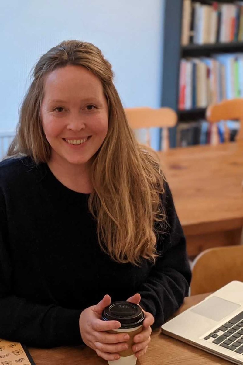 .<a href="/FairlightBooks/">Fairlight Books</a> signs guide to recovering from heartbreak - How to Mend A Broken Heart by Ziella Bryars (<a href="/zieatron/">Ziella Bryars</a>) uses 'the latest scientific research to help understand the pain of heartbreak'

bookbrunch.co.uk/page/article-d… (£)