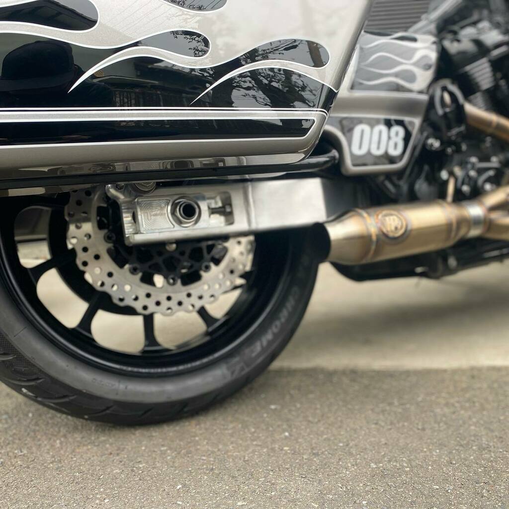 8mcStaff's tweet photo. FLTRXS …😎👍
swingarm‼️‼️
@tmanperformanceinc 
@horsepowerinc 
#eightmotorcycle 
#harleydavidson 
#ハーレー男子 
#ハーレー女子 
#tmanperformance 
#horsepowerinc 
#二宮町 
#神奈川 https://t.co/6l6OrxagMq