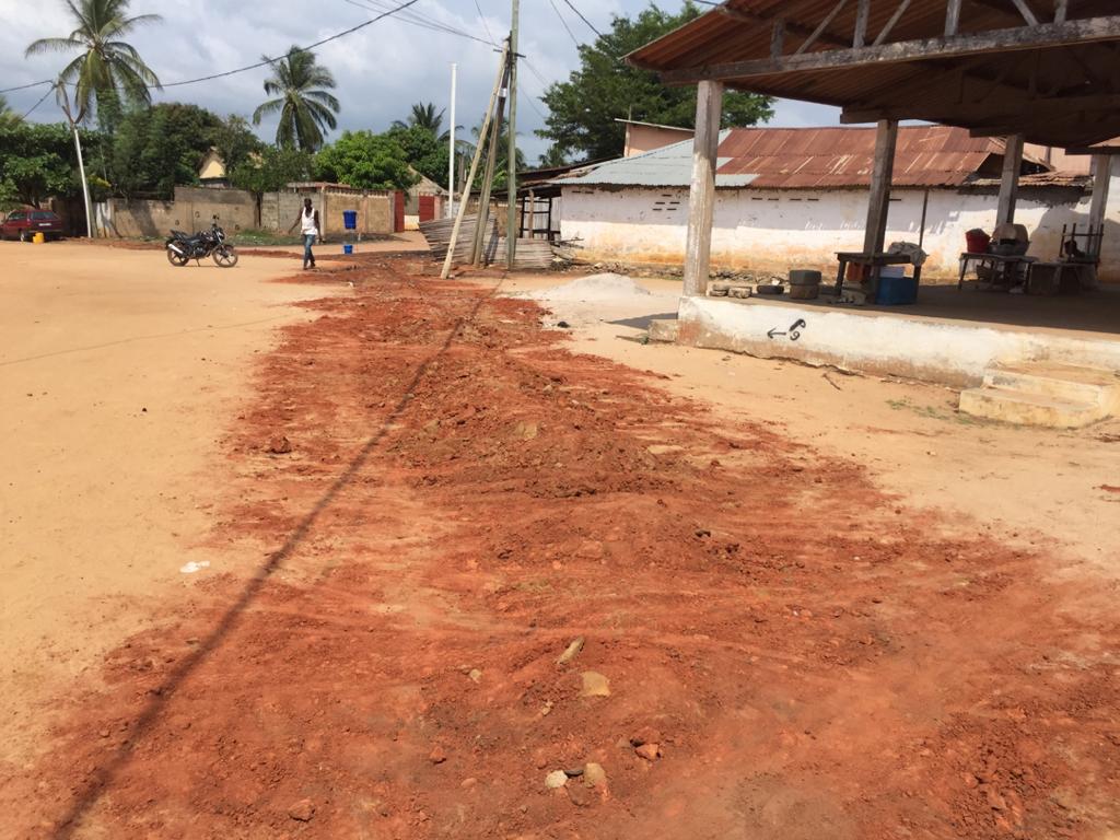 af_ruralwater's tweet photo. #Aneho #PASPEA #travaux
Les travaux de remplacement des conduites en amiante ciment par des conduites en PVC dans la basse ville d'Aného continuent à un rythme appréciable dans le cadre du PASPEA.
Merci aux partenaires. 
@laTdE_SA @eau_sp  #AESN #SEDIF https://t.co/bdaGaefejU