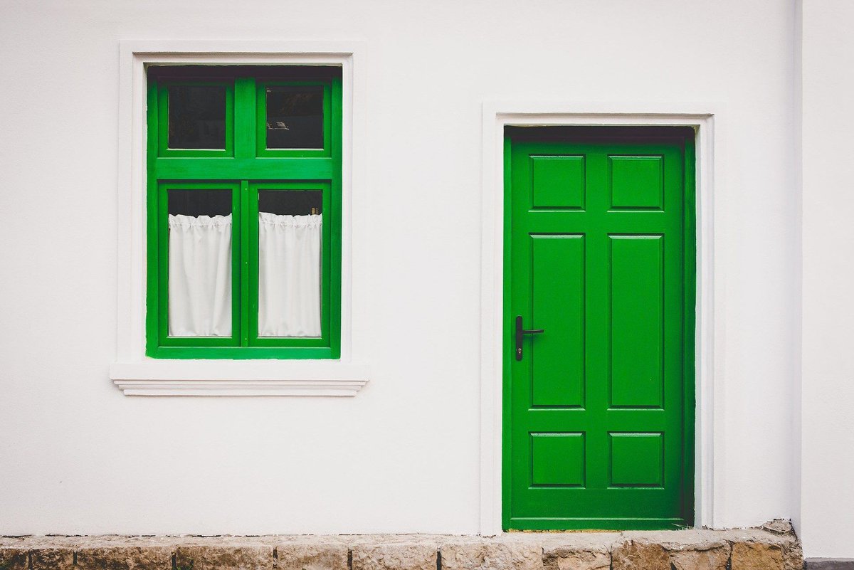tECSouthampton's tweet photo. 🏡 Could you be eligible for the #GreenHomesGrant ?

👀 Read our article here to find out who is eligible https://t.co/00bu9gIu6w 

📺 Watch our webinar recording on YouTube here  https://t.co/Qo1iqlSXT3 October for more information https://t.co/cpCwFckS24