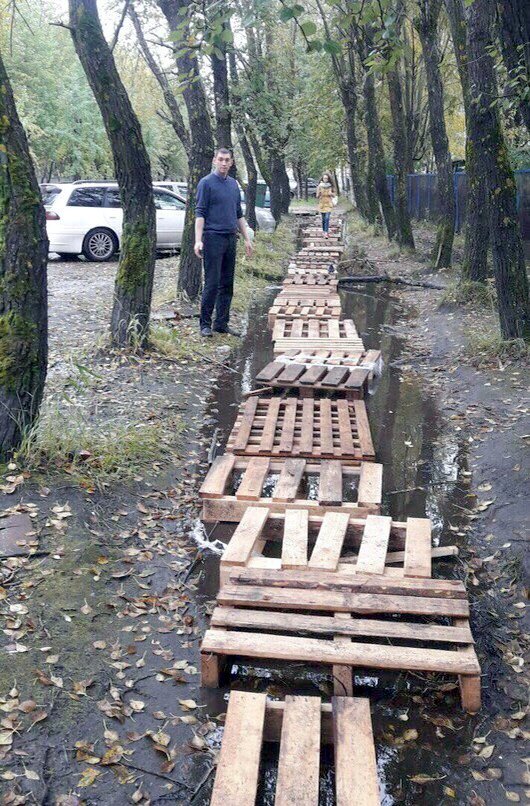 Retired three star general Michael T. Flynn attends opening of Moscow's first elevated walkway