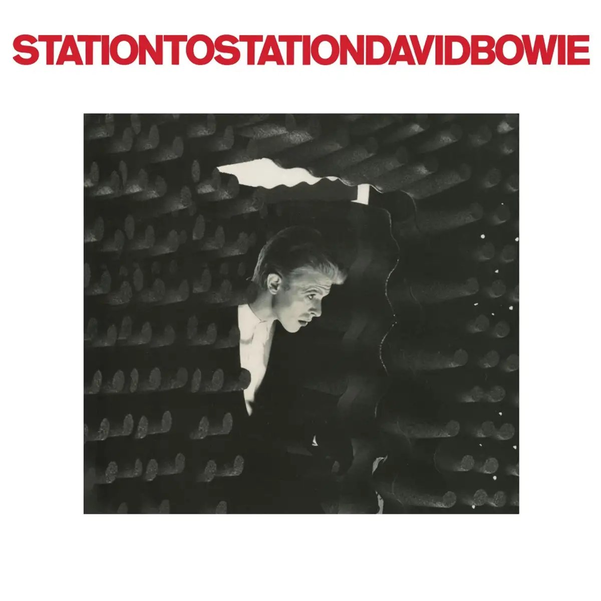 Station To Station - 45th Anniversary Exclusive Limited Edition Vinyl davidbowie.blog/2020/12/statio… via <a href="/davidbowieblog/">David Bowie Blog</a> #davidbowieblog #davidbowie #stationtostation #redvinyl #45th #anniversary