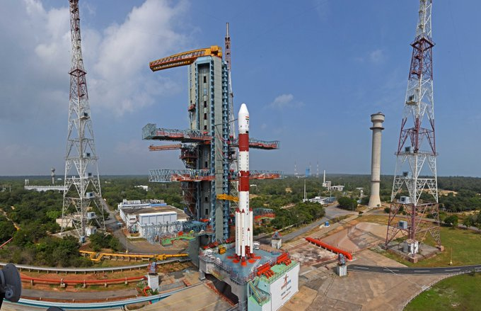 IndiaAheadNews's tweet image. . @isro successfully launches #PSLVC50/#CMS01